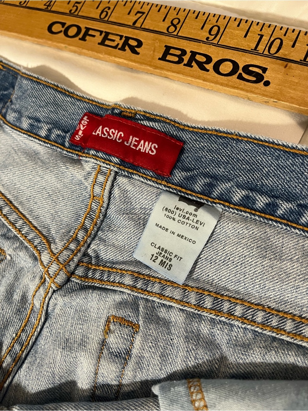 Levi's Light Blue Denim Jean Shorts - Picture 3 of 6